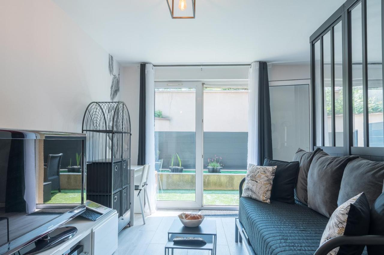 The Jungle Loft Paris-Tgv-Orly Confort Apartment Massy  Luaran gambar